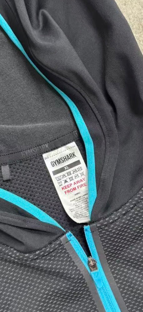 Supplier documentation showing the Brand Blue collar, zipper, and label